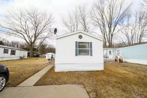 5419 Quail Dr, La Crosse, WI 54603