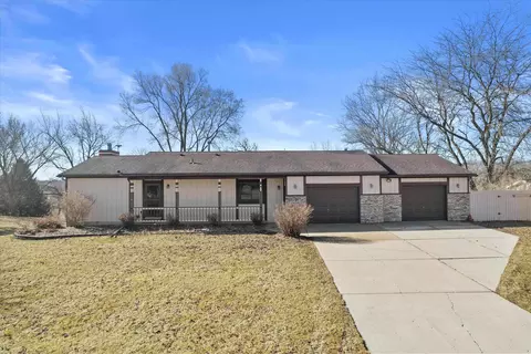 4859 Marick Ct, Cottage Grove, WI 53527
