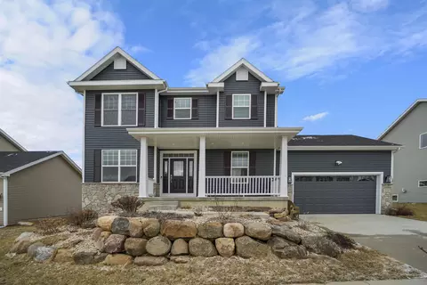 618 Tawny Elm Pkwy, Verona, WI 53593