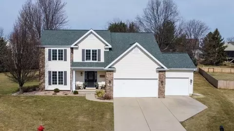 500 Prairieview Ct, Deforest, WI 53532