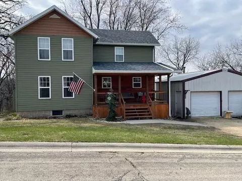 103 E South St, South Wayne, WI 53587