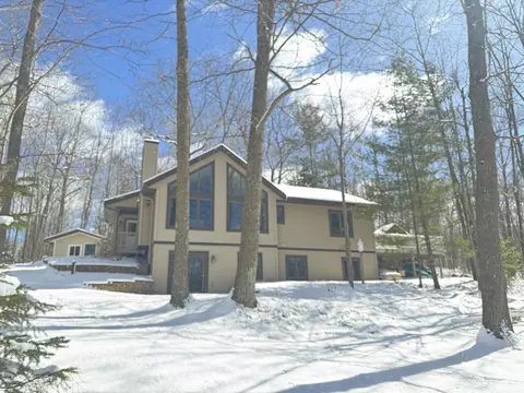 3005 Wausau Rd, Rhinelander, WI 54501