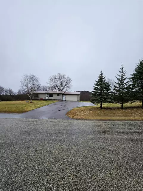 s1210 East Dutch Hollow Road, La Valle, WI 53941