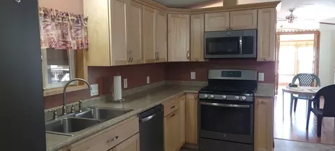7740 S Park Rd #L220, Wisconsin Rapids, WI 54494