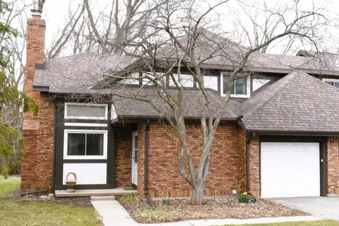 1216 N Gammon Rd, Middleton, WI 53562