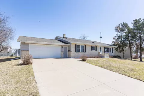 402 S Splinter St, Cuba City, WI 53807