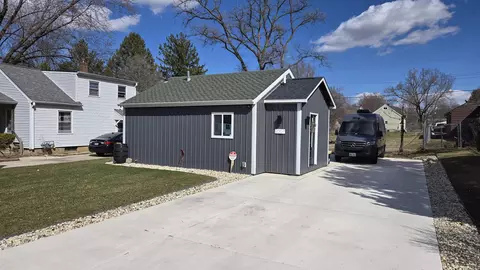 2007 S Park Ave, Beloit, WI 53511
