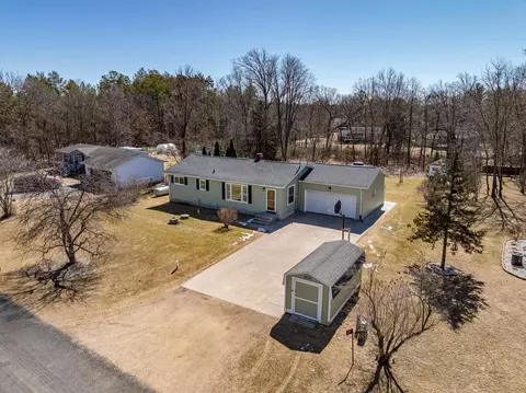 1175 Gale Ct, Wisconsin Dells, WI 53965