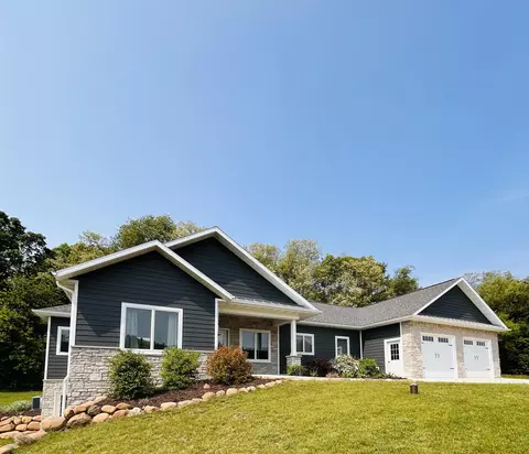 w4668 Reetz Road, Princeton, WI 54968