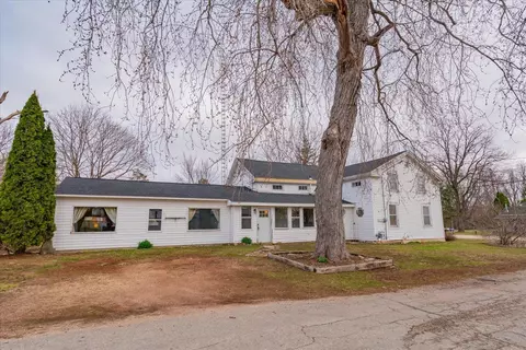 9209 N County Road H, Edgerton, WI 53534