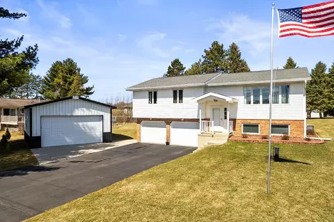 3644 Schneider Dr, Stoughton, WI 53589