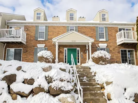 1006 Gammon Ln #3, Madison, WI 53719