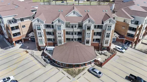 301 Harbour Town Dr #409, Madison, WI 53717