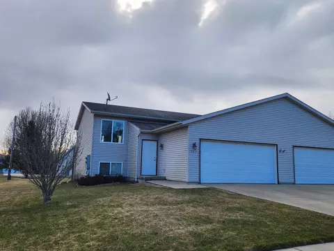 307 Marlboro Ave, Edgerton, WI 53534