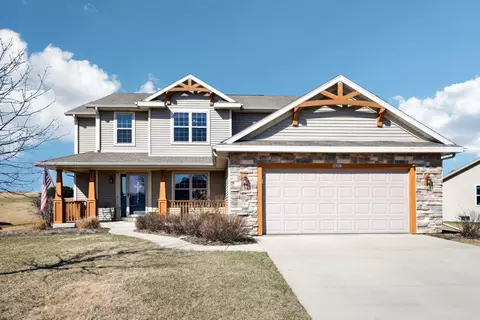 n8201 Woody Lane, Ixonia, WI 53036