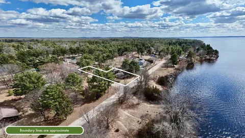 2136 Market St, Friendship, WI 53934