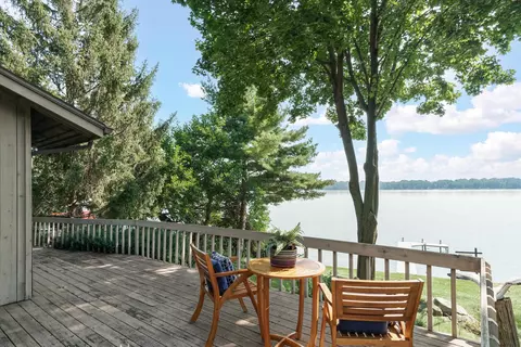 n6716 Lake Lane, Lake Mills, WI 53551