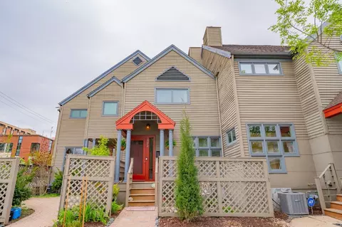 302 N Pinckney St, Madison, WI 53703