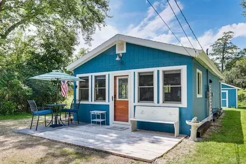 n4557 East Shore Place Road, Cambridge, WI 53523