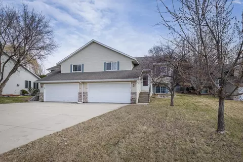 712 St John St, Cottage Grove, WI 53527