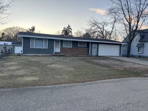 203 David St, Blue River, WI 53518