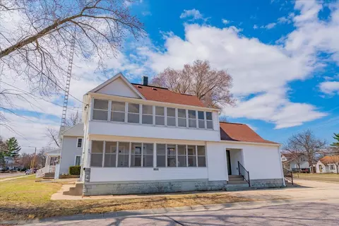 601 Pierce St, Portage, WI 53901