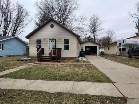 413 Dallas St, Sauk City, WI 53583