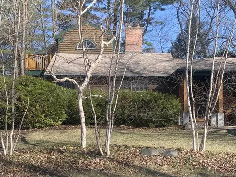 4122 N Sunset Ct, Madison, WI 53705