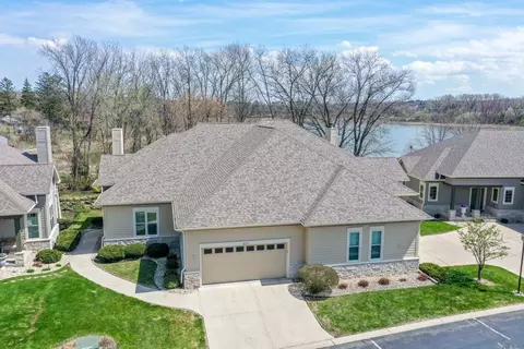 1623 Pond View Ct, Middleton, WI 53562