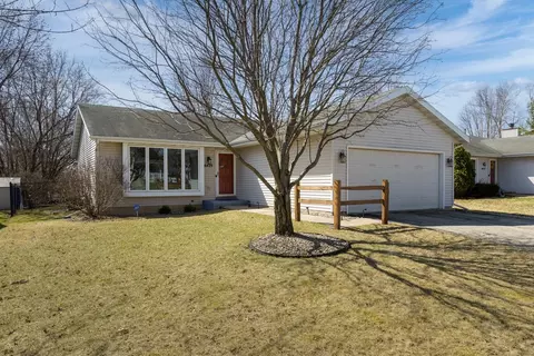 6429 Westin Dr, Madison, WI 53719