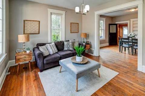 709 W South St, Stoughton, WI 53589