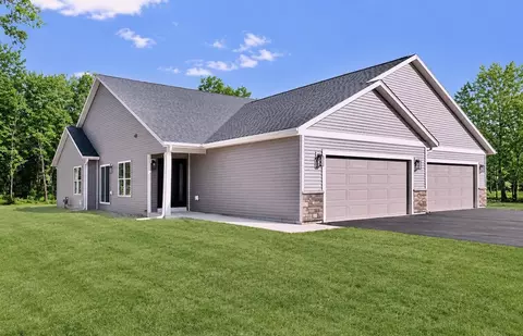 2243 S Haborn Dr, Beloit, WI 53511