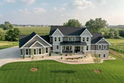 6613 Wagners Vineyard Trl, Sun Prairie, WI 53590