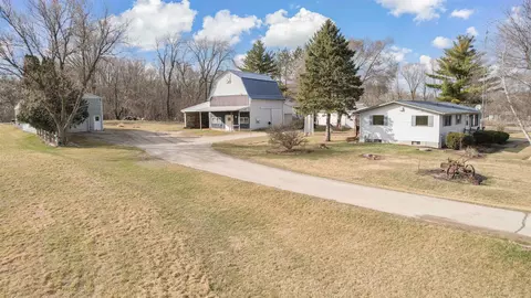n6741 South Center Street, Beaver Dam, WI 53916