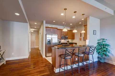 625 N Segoe Rd #202, Madison, WI 53705