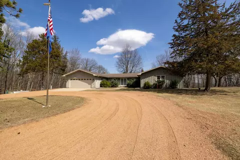 n6208 9th Drive, Westfield, WI 53964