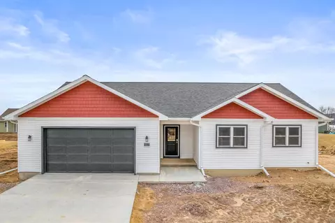 522 Eisenhower St, Baraboo, WI 53913