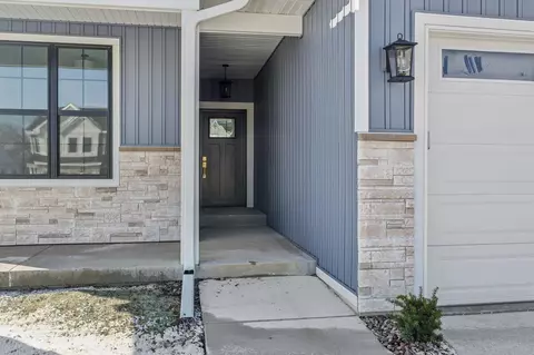 307 Willow St, Pardeeville, WI 53954