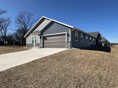 5151 Acorn Dr, Milton, WI 53563