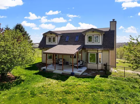 1690 Kestrel Ln, Blue Mounds, WI 53517