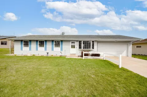 2425 Wesley Ave, Janesville, WI 53545