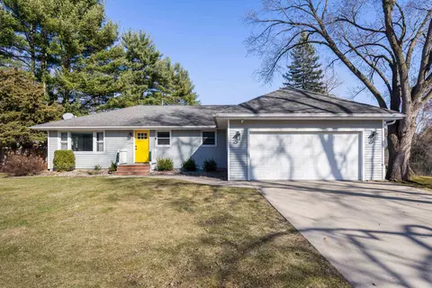 576 Soden Dr, Oregon, WI 53575