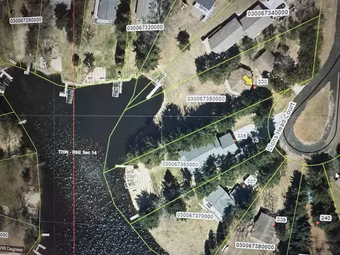 333 Lions Head Ct, Nekoosa, WI 54457