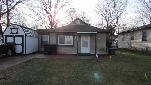 1601 Lowell St, Janesville, WI 53546
