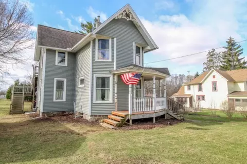 103 South St, Cambridge, WI 53523