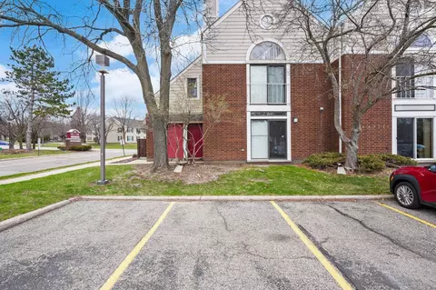 509 Donofrio Dr #2, Madison, WI 53719