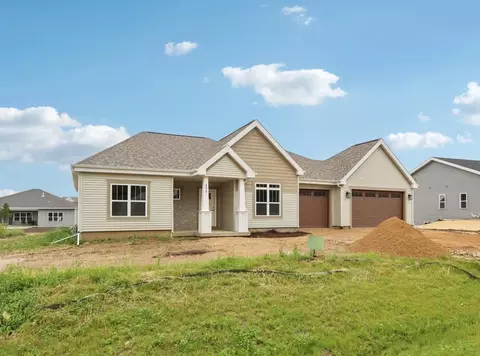 6639 Royal View Dr, Deforest, WI 53532