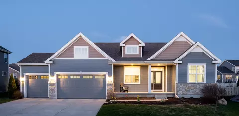423 Windy Peak Rd, Verona, WI 53593