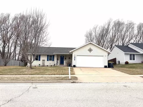 206 Nicholas St, Tomah, WI 54660