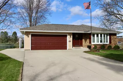 1998 Bootmaker Dr, Beloit, WI 53511